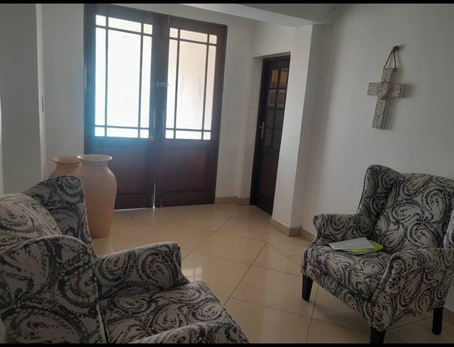6 BEDROOM HOUSE FOR SALE IN SAFARI GARDENS